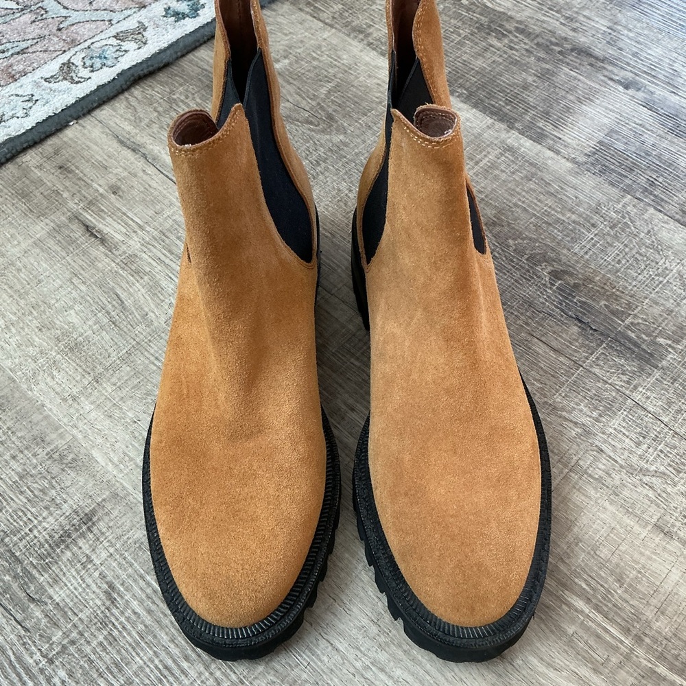 AEROSOLES Brown Suede Ankle Boots - Picture 2 of 8